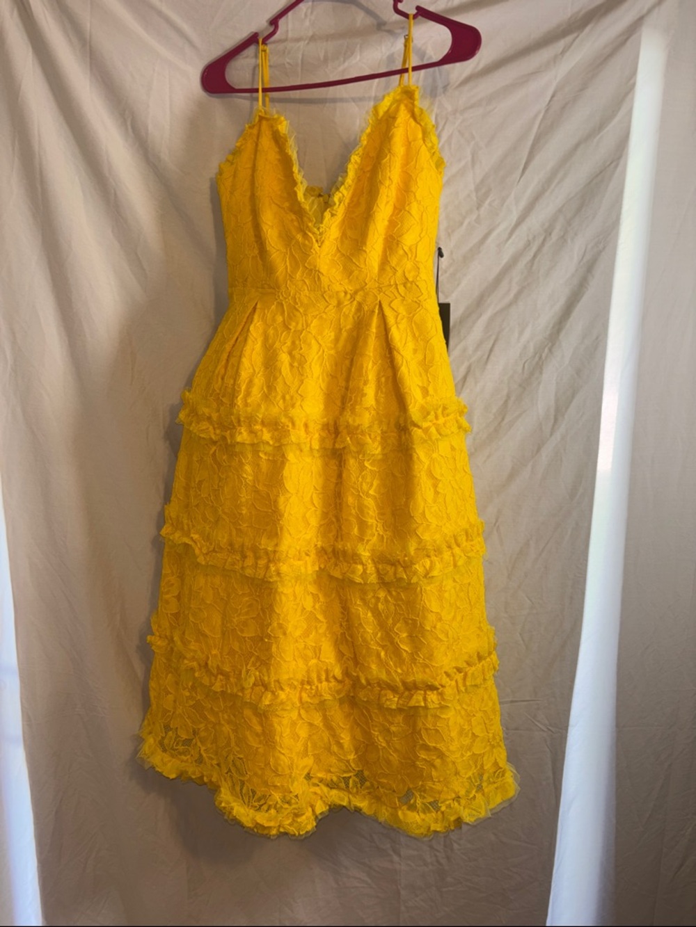 NBD Yellow Lace Tiered Midi Dress